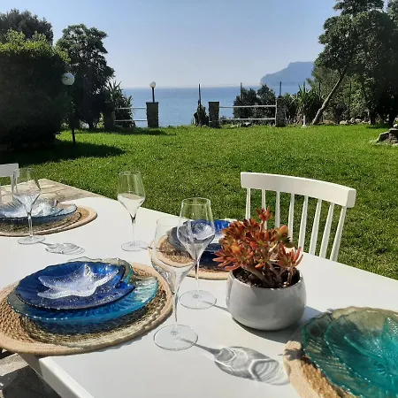 Mediterranean Garden Villa Bergeggi